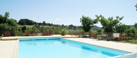 Holiday Home Swimming Pool