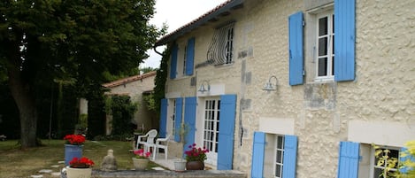 Extérieur maison de vacances [été]