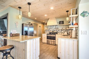 Open kitchen