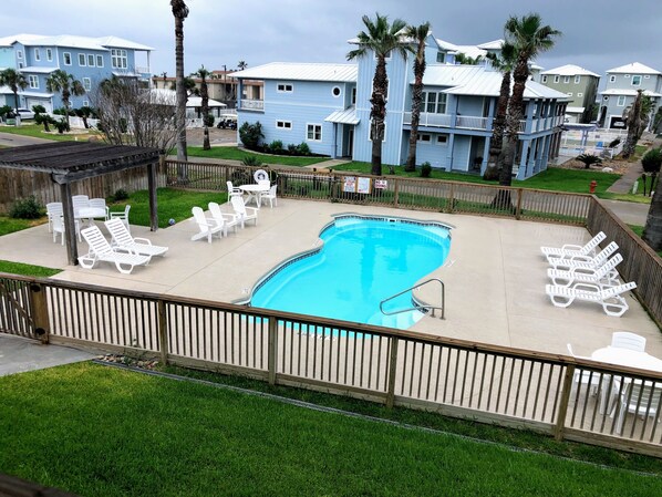 Enjoy swimming and the BBQ grill near the pool.