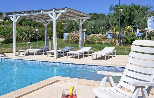 pool