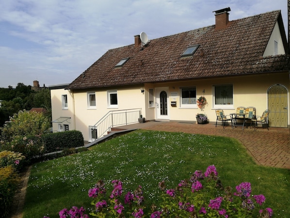 Extérieur maison de vacances [été]