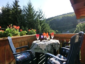 Vue de la maison de vacances [été]