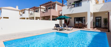 Super private pool and sunny patio