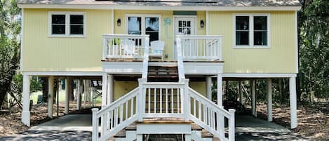 Seabrook Island looks good on you.  Book your stay today!