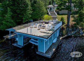 Boathouse Sun Deck &amp; Seating