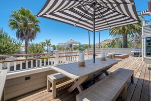 Outdoor Dining Area