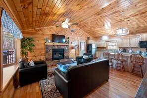 Open concept floor plan, filled with brand new furnishings!