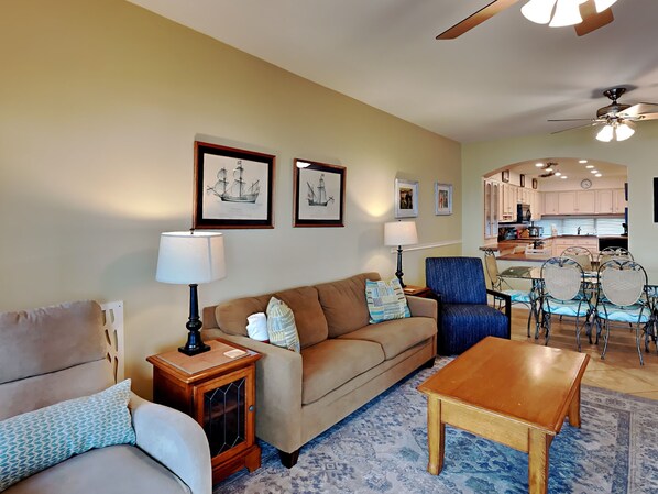 Welcome to Palm Beach Club #113