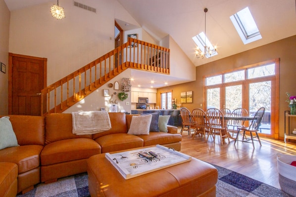 Hi! Welcome to The Nest -- we hope you join us here for a relaxing Galena Getaway.