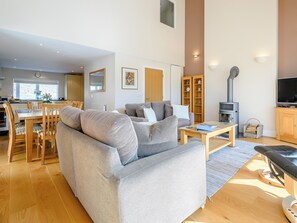 Open plan living space | Honey Cottage, Cirencester