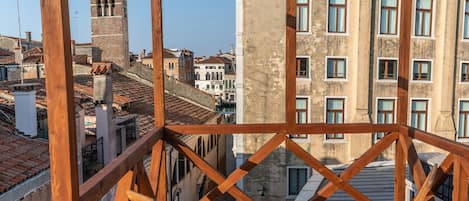 Altana rooftop terrace facing San Samuele campanile, Grand Canal, Palazzo Grassi