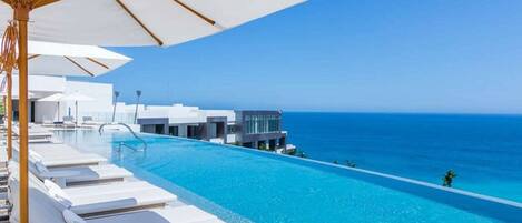 The rooftop infinity pool will be waiting for you here in Cabo!