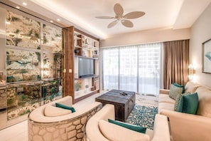 Welcome home! Elegant design features like the antique-effect mirrored doors!