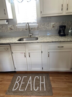 full kitchen granite counter tops
