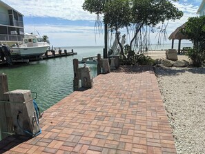 35 feet of dock to enjoy