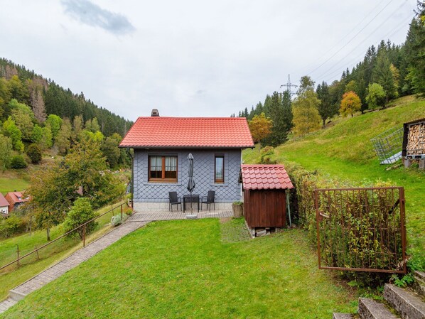 Außenseite Ferienhaus [Sommer]