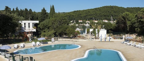 Schwimmbad des Ferienhauses