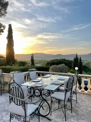 Restaurante al aire libre