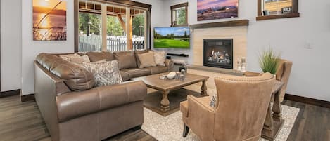 Grizzly Den: - Comfortable great room with a gas fireplace and TV.