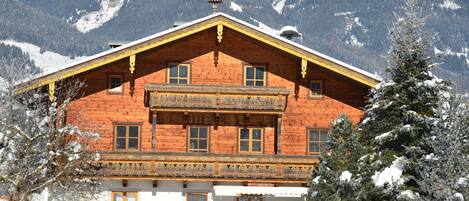 Extérieur maison de vacances [hiver]