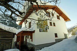 Holiday Home Exterior [winter]