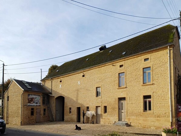 Holiday Home Exterior [summer]