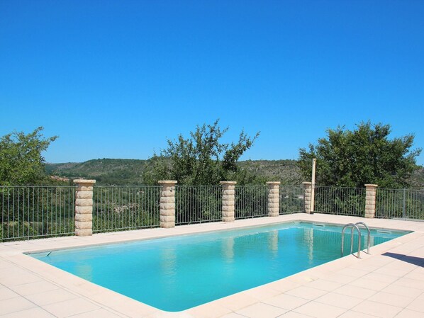 Piscine maison de vacances