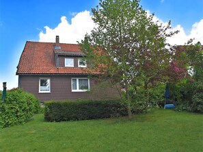 Außenseite Ferienhaus [Sommer]
