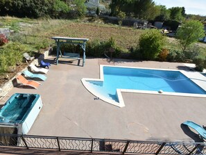 Schwimmbad des Ferienhauses