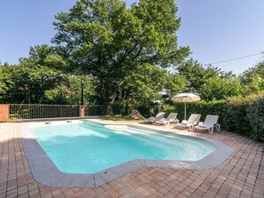 Holiday Home Swimming Pool