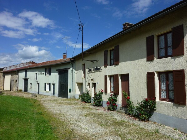 Extérieur maison de vacances [été]