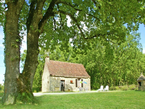 Holiday Home Exterior [summer]