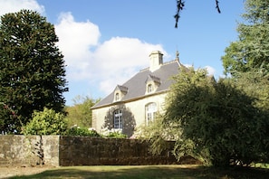 Extérieur maison de vacances [été]