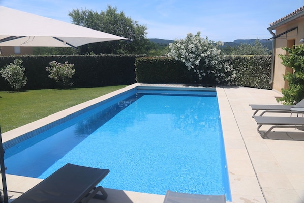 Piscine maison de vacances