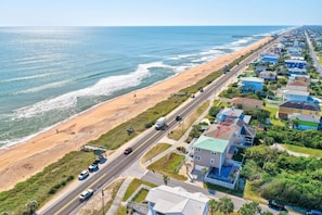 1123 N Ocean Shore Blvd. Vacation Rental Flagler Beach, Florida 3 BD home with pool