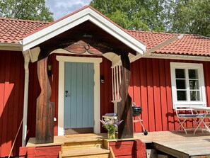 Farstukvist och uteplats i söderläge