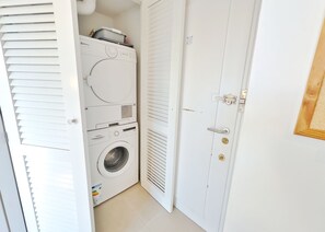 Washing machine and dryer