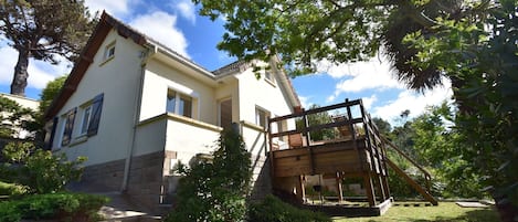 Extérieur maison de vacances [été]