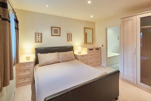 The Lodge, Folkton, Stay North Yorkshire