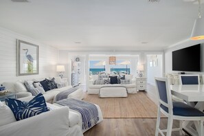 Main Level Living Room - Beautiful views of the Gulf of Mexico