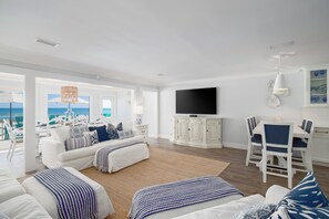 Main Level Living Room - Enjoy beach front living while on vacation!