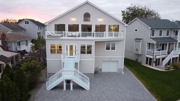 The house is in a very family friendly neighborhood in the south end of town.
