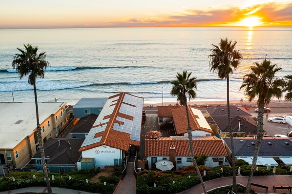 Sun deck