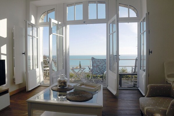 Appartment rental Le Val Joyeux, Cancale, Brittany