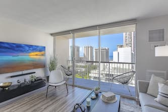 Renovated 1 Bedroom W/ Stunning Views, Parking, & Central Air