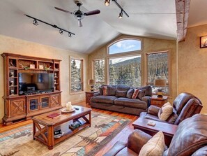 Large and open Living room