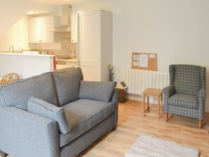 Open plan living space | Thistle Cottage, Glanton