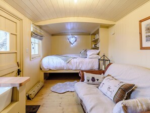 Comprehensive open plan living space | The Lambing Shed, South Hiendley, near Hemsworth