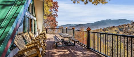 Grand Pinnacle's deck with stunning views